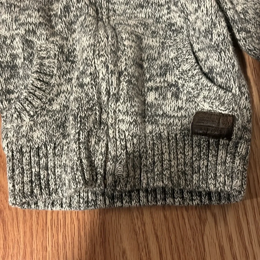 Adorable Baby Gap 12-18 months fall or winter zip up jacket with a hood. Gray